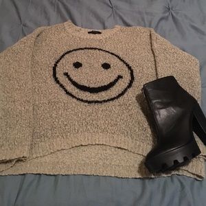 GEU Smiley face sweater